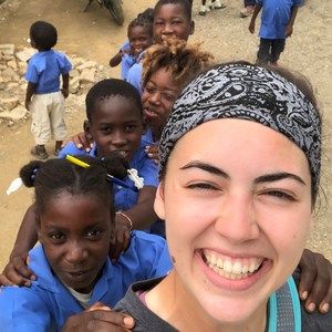 Meet your Posher, Claire